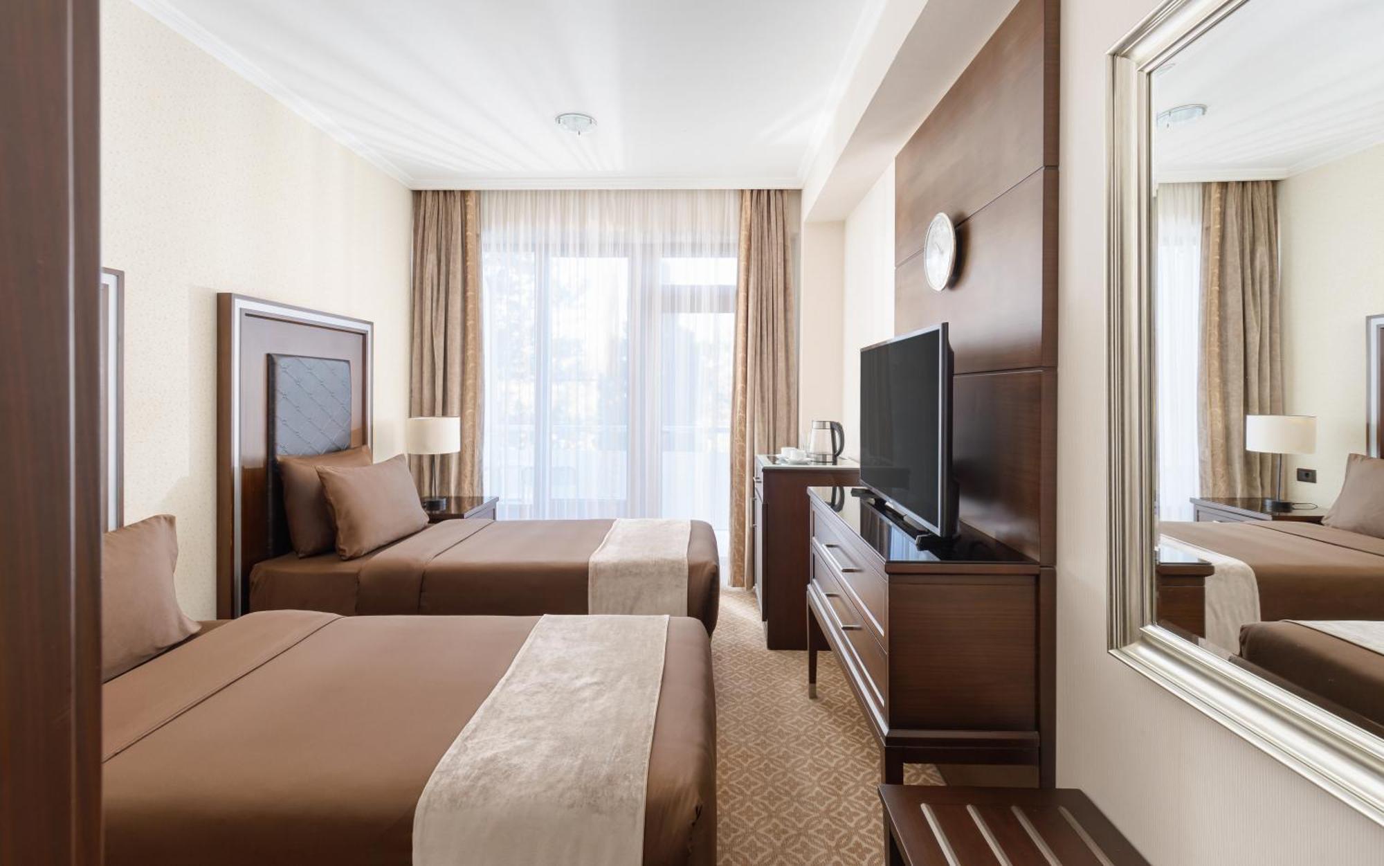 Chinar Hotel & Spa Naftalan Exterior photo